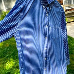 American Eagle. Prep fit. Button Down